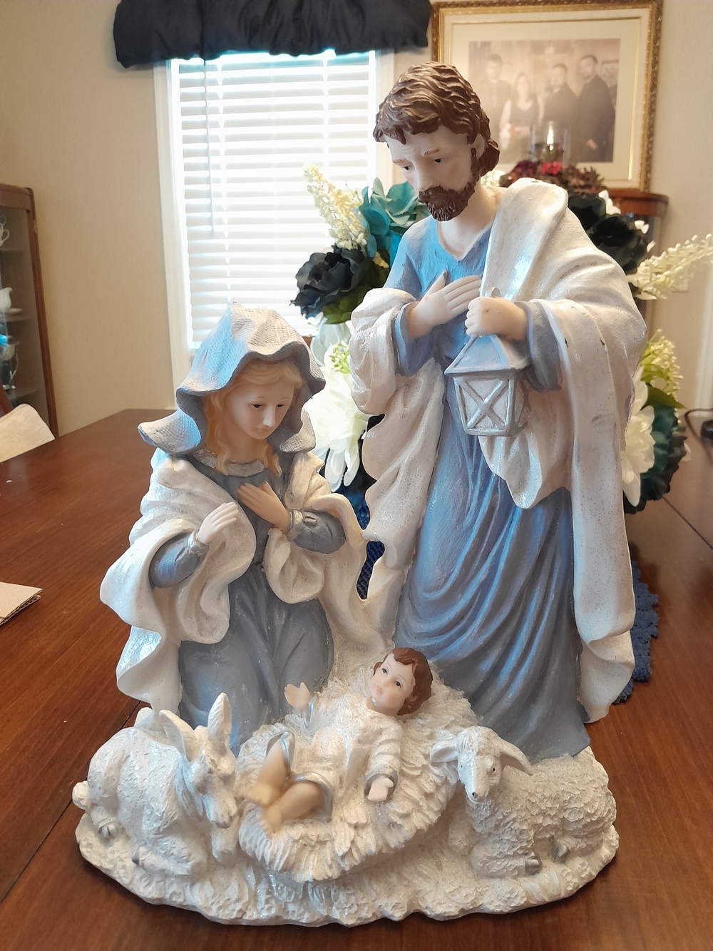 Classic Blue and White Nativity Figurine - Home Holiday 15 In